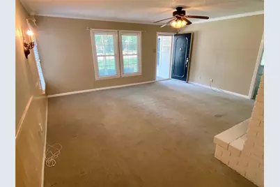 623 Club Oak Drive, River Oaks, TX 76114 - Photo 4