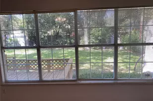 623 Club Oak Dr, River Oaks, TX 76114 - Photo 8