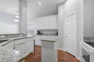 1700 Wylie Creek Dr, DeSoto, TX 75115 - Photo 10