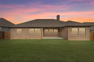 232 Gardenia Dr, Azle, TX 76020 - Photo 2