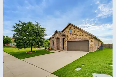 4221 Aldridge Lane, Fort Worth, TX 76036 - Photo 2