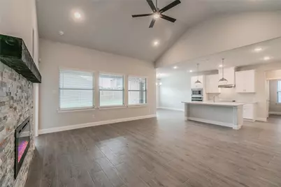 232 Gardenia Drive, Azle, TX 76020 - Photo 4
