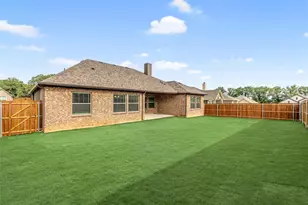 232 Gardenia Dr, Azle, TX 76020 - Photo 36