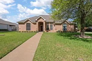 700 Brandon Dr, Cleburne, TX 76033 - Photo 40