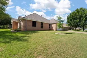 700 Brandon Dr, Cleburne, TX 76033 - Photo 16
