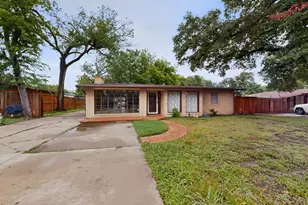 1903 Skylark Dr, Arlington, TX 76010 - Photo 4