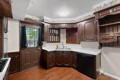 1903 Skylark Drive, Arlington, TX 76010 - Photo 16