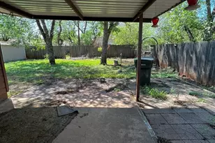 2105 N 8th, Abilene, TX 79603 - Photo 14