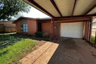 2105 N 8th, Abilene, TX 79603 - Photo 2