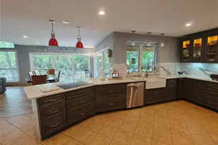 5210 Cliff Haven Dr, Dallas, TX 75236 - Photo 8