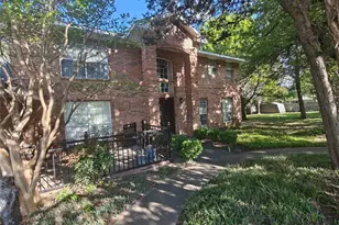5210 Cliff Haven Dr, Dallas, TX 75236 - Photo 38