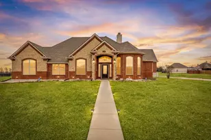 341 Pecan Ct, Nevada, TX 75173 - Photo 1