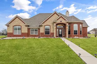 341 Pecan Ct, Nevada, TX 75173 - Photo 2