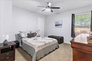 520 Hollyberry Dr, Mansfield, TX 76063 - Photo 14