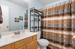 520 Hollyberry Dr, Mansfield, TX 76063 - Photo 10