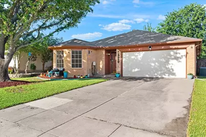 520 Hollyberry Drive, Mansfield, TX 76063 - Photo 20