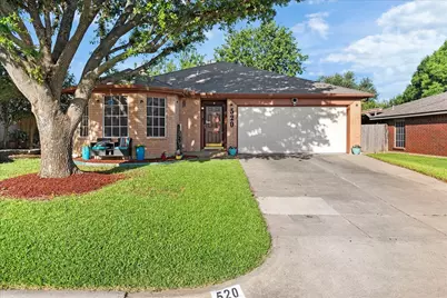 520 Hollyberry Drive, Mansfield, TX 76063 - Photo 1