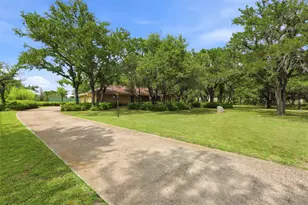 3724 Coronado Ct, Willow Park, TX 76087 - Photo 2
