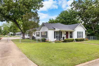 718 Howard Street, Jacksonville, TX 75766 - Photo 2