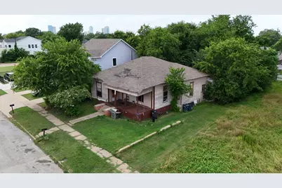 1713 E Tucker Street, Fort Worth, TX 76104 - Photo 2