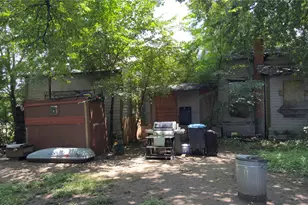 1713 E Tucker St, Fort Worth, TX 76104 - Photo 30