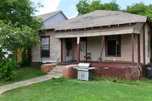 1713 E Tucker St, Fort Worth, TX 76104 - Photo 10