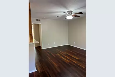 5201 Curzon Avenue #3, Fort Worth, TX 76107 - Photo 6