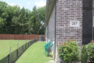 217 Foreman Dr, Midlothian, TX 76065 - Photo 8