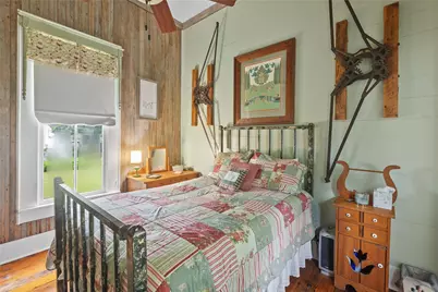 303 Market W Street W, Honey Grove, TX 75446 - Photo 32