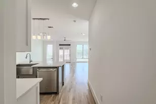 6270 Oram St, Dallas, TX 75214 - Photo 22