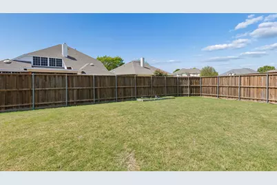 8410 Lexington Court, Rowlett, TX 75089 - Photo 30