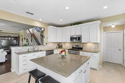 8410 Lexington Court, Rowlett, TX 75089 - Photo 12