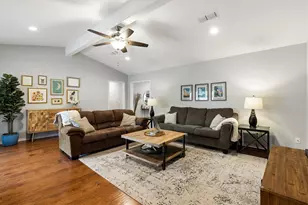 1809 Greenway Dr, Plano, TX 75075 - Photo 8