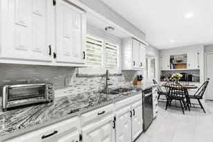1809 Greenway Dr, Plano, TX 75075 - Photo 14