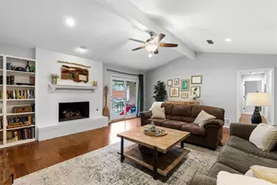 1809 Greenway Dr, Plano, TX 75075 - Photo 6