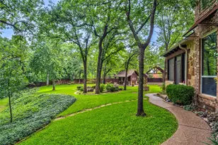 3905 Rothschild Dr, Flower Mound, TX 75022 - Photo 10
