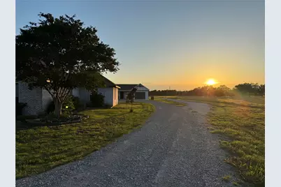 1177 Lone Star Road, Celina, TX 75009 - Photo 2