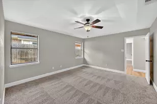 2515 Avonhill Dr, Arlington, TX 76015 - Photo 18