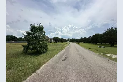 2413 Plantation Drive N, Burleson, TX 76028 - Photo 8