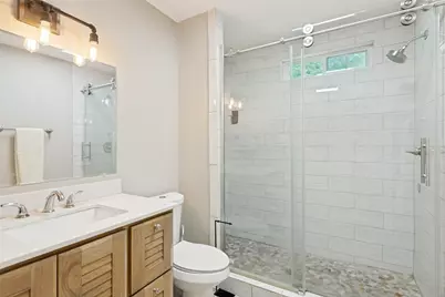 3912 Byers Avenue, Fort Worth, TX 76107 - Photo 14