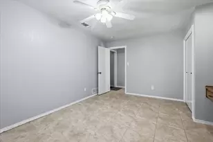 2008 Iron Horse Ct, Arlington, TX 76017 - Photo 30