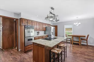 2008 Iron Horse Ct, Arlington, TX 76017 - Photo 10