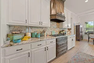 6065 Bella Terra Ln, Godley, TX 76044 - Photo 12