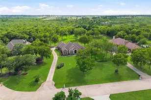 8266 Willow Cir, Terrell, TX 75160 - Photo 2