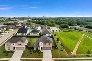 2400 Peebles Ln, Denton, TX 76207 - Photo 30