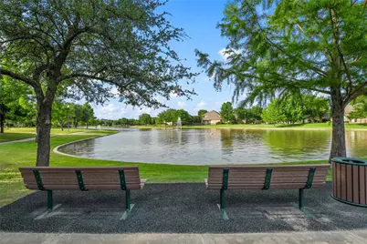 825 Wessex, Waco, TX 76712 - Photo 40