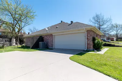 604 Valleyridge Court, Decatur, TX 76234 - Photo 8