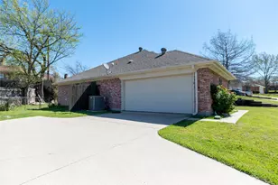 604 Valleyridge Ct, Decatur, TX 76234 - Photo 8