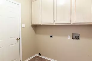 604 Valleyridge Ct, Decatur, TX 76234 - Photo 22