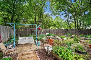 1327 Lanius St, Gainesville, TX 76240 - Photo 12